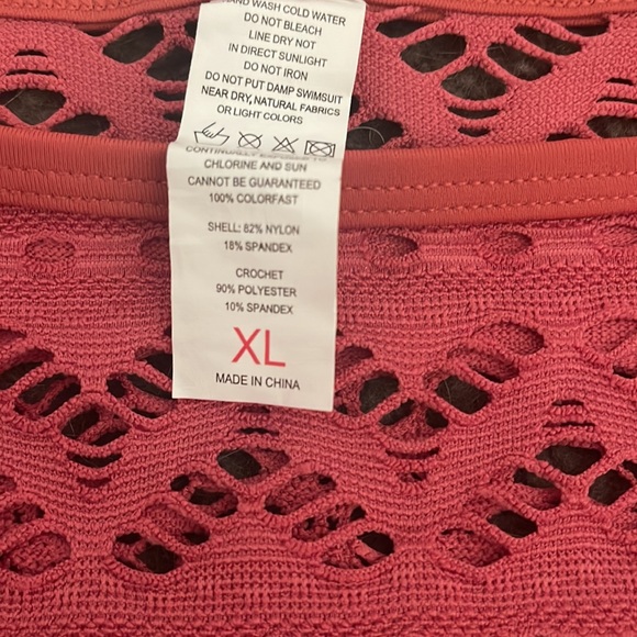 Coral lace and two piece swimsuit - Picture 2 of 2